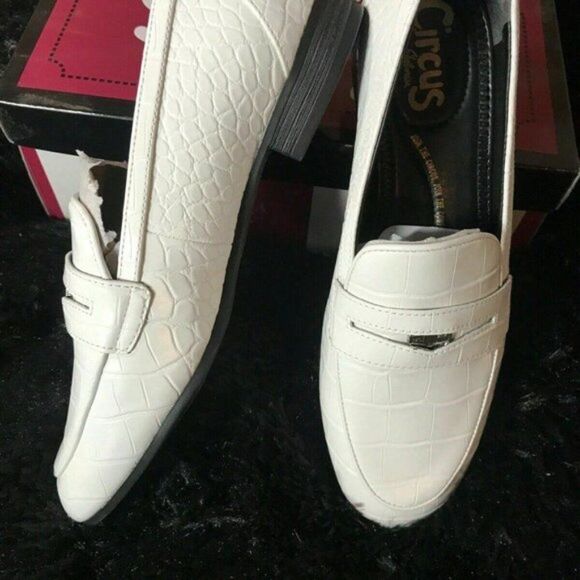 Circus Sam Edelman Hannon Penny Loafers White size 8 Y - Picture 7 of 9